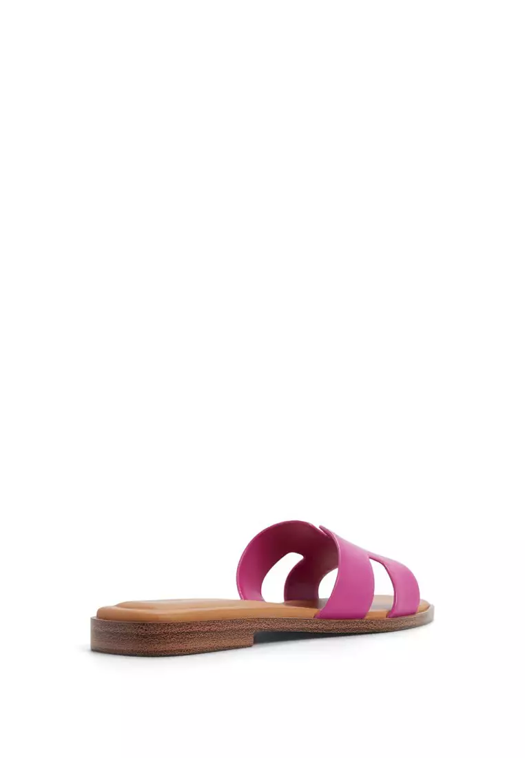 Itsandal Sandals