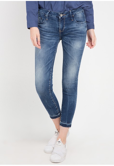 Celana Jeans Wanita Logo Model Baju Terbaru