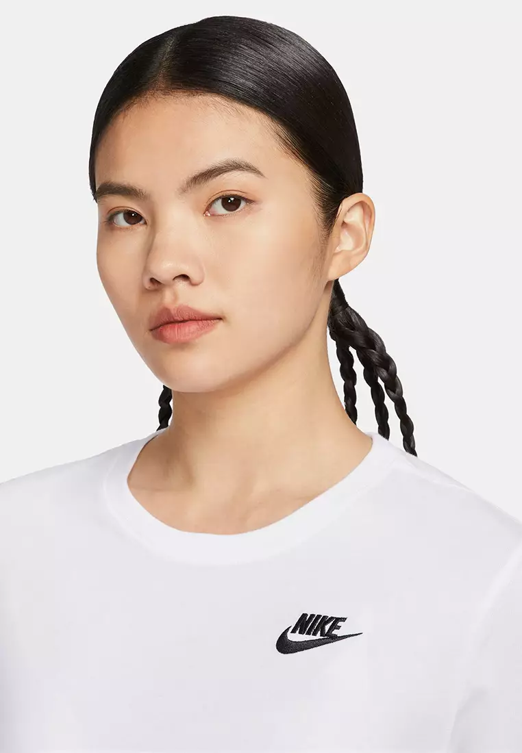 Sportswear Club Essentials Women's T-Shirt