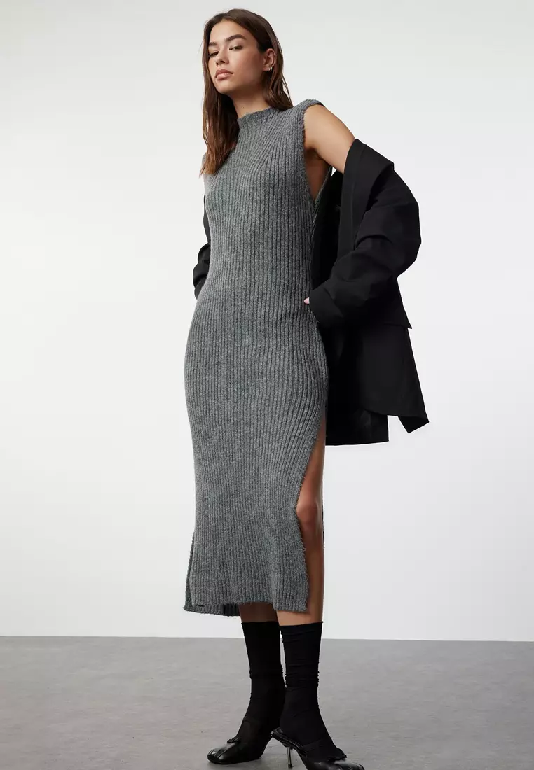 Jual Trendyol Sleeveless Slit Longline Sweater Original 2025