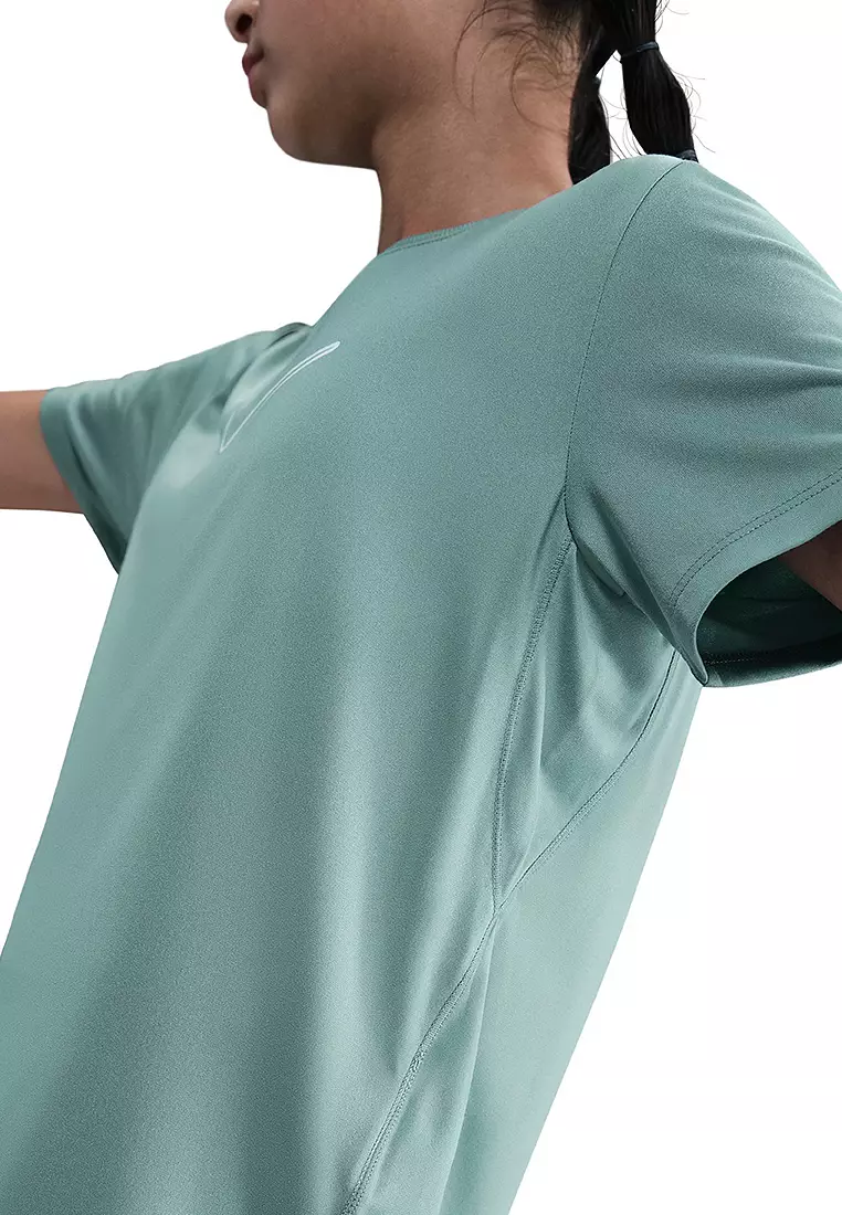 One Fitted Dri-FIT Short-Sleeve Top