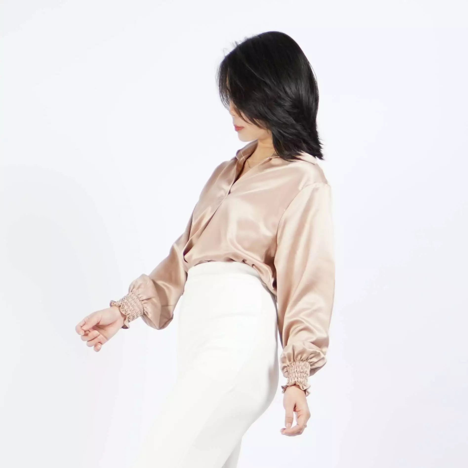  SAFIRE Top Satin Blouse Satin Gaya Korea Blus Elegan Krah V - Soft Gold