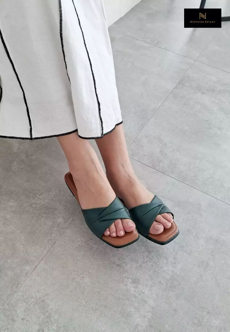 Nicholas Edison Sandal Manik Dark Green
