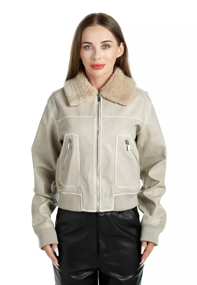 Jaket Potong Kerah Kontras Bulu Imitasi Dari Batu