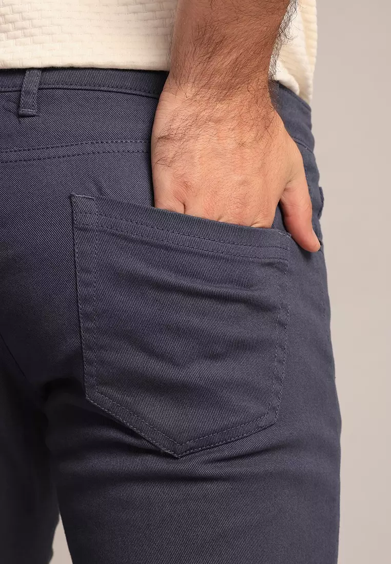 MOC - Celana Panjang Pria Willy - Teal Warna Teal