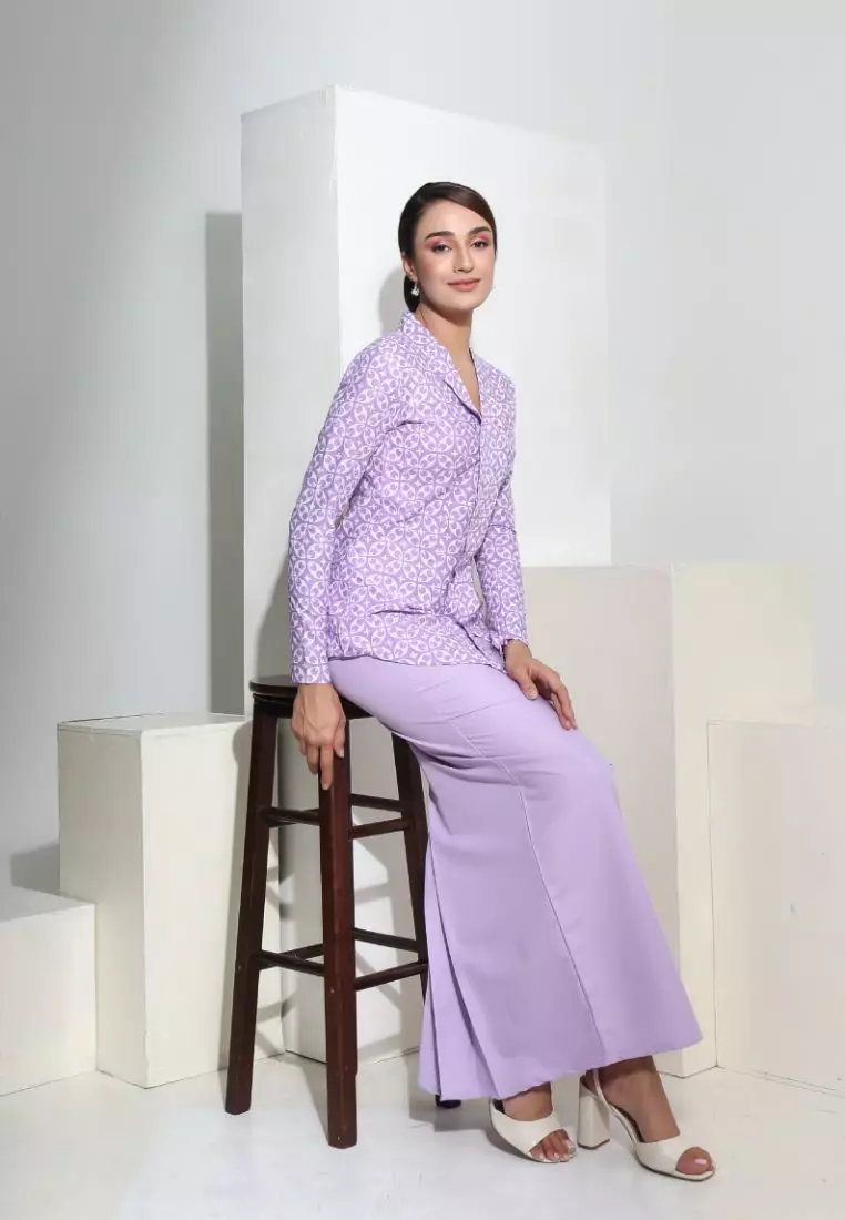 Kebaya Midi Batik Moden