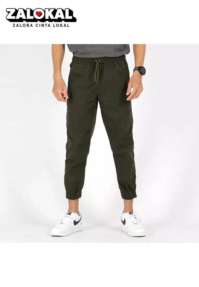 Shahvatparast nevarasi hol mushuki bilan bobosini sikadi