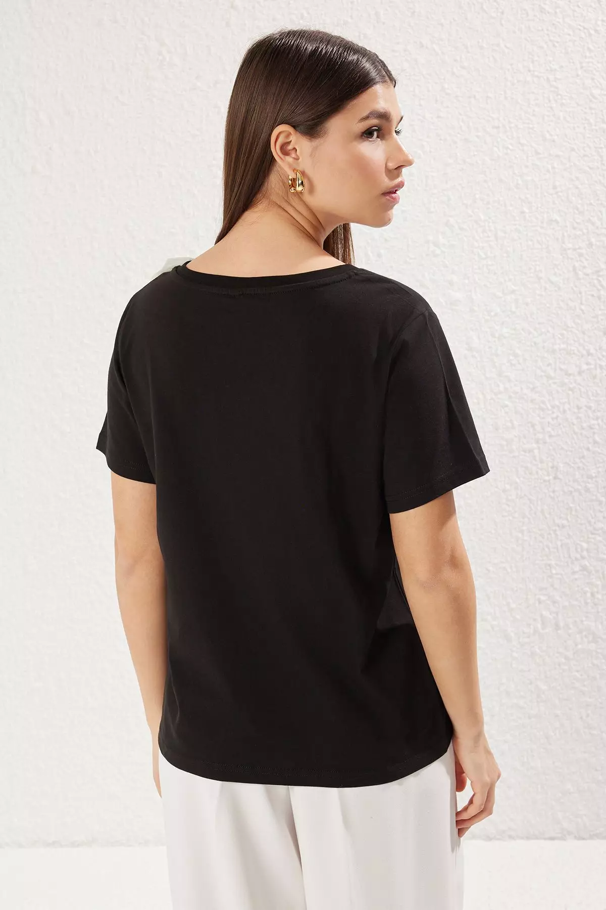 Black Bow Accessory Detail Oversize/Wide Pattern Knitted T-Shirt Twoss25Ts00044