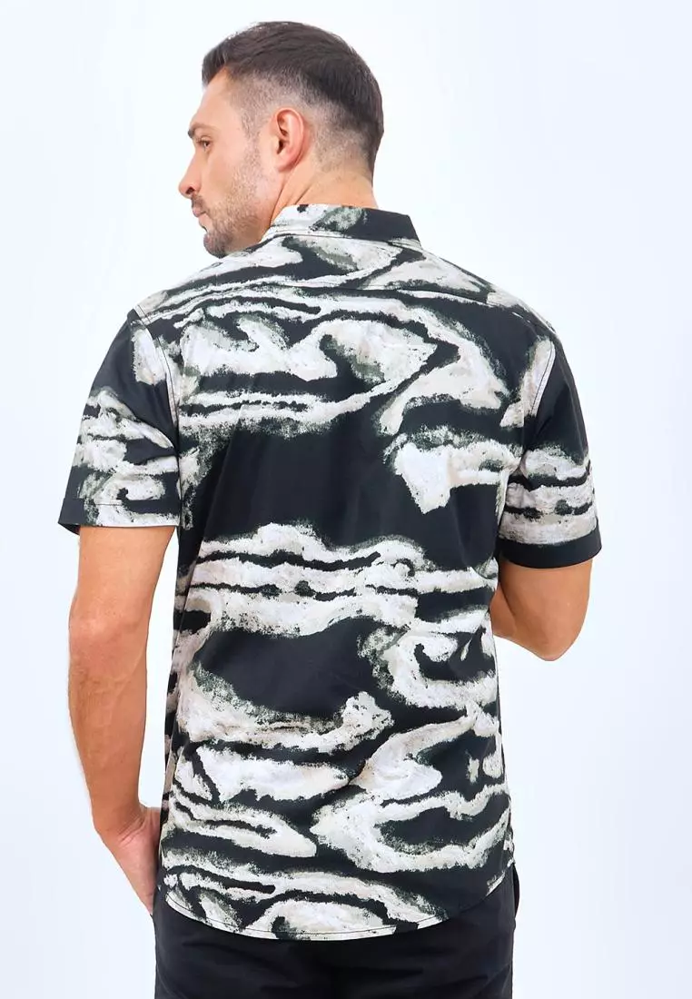 Jual Emba Classic Emba Classic-Kemeja Lengan Pendek Printed warna Hitam ...