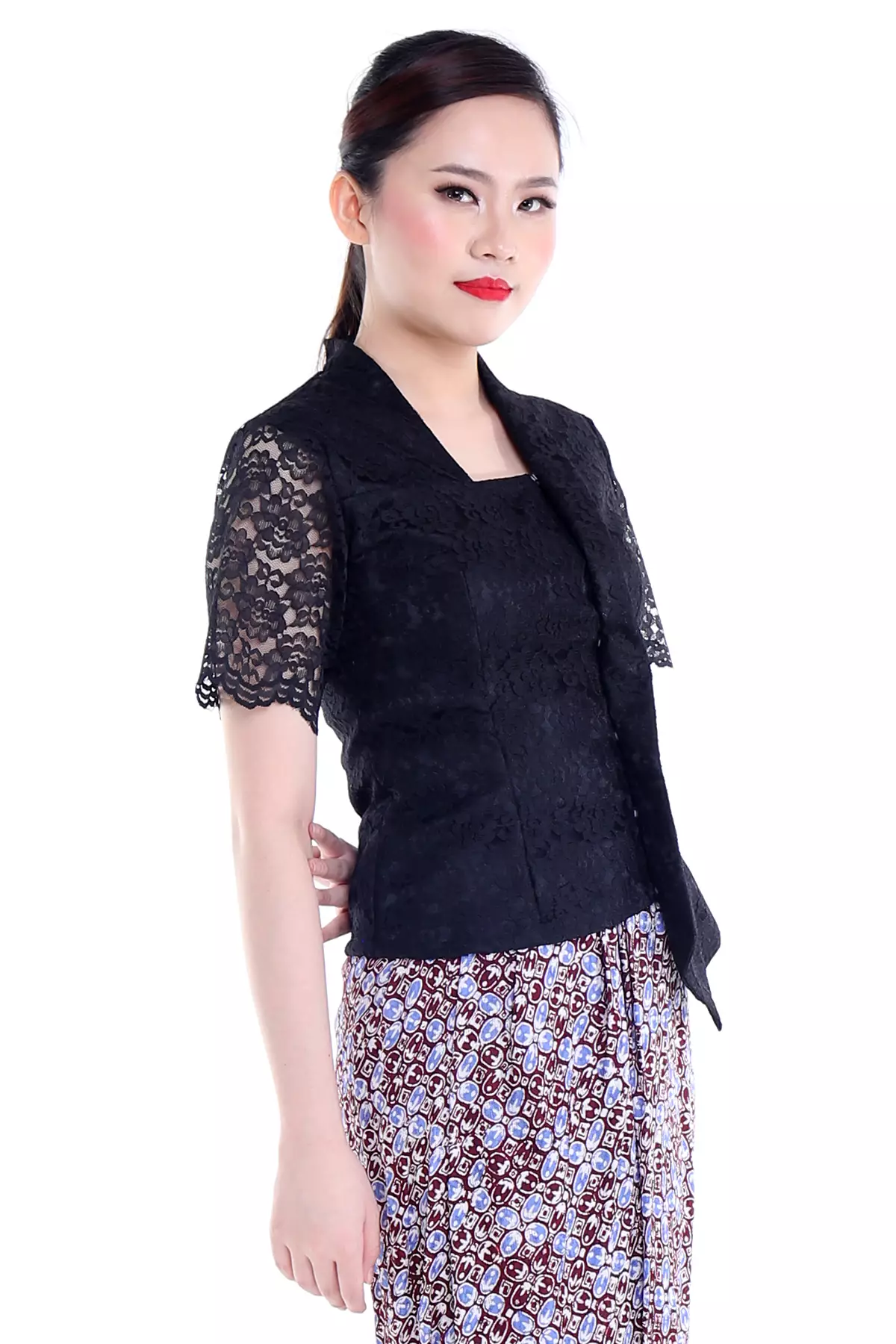 Katarina Lace Hitam Kebaya