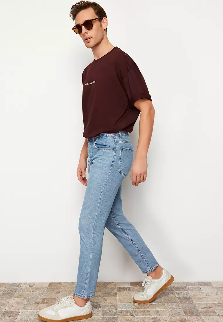 Essential Fit Jeans