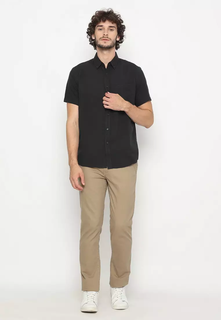 POLICE Kemeja Polos Basic Cotton Soft Black Regular Fit Pria
