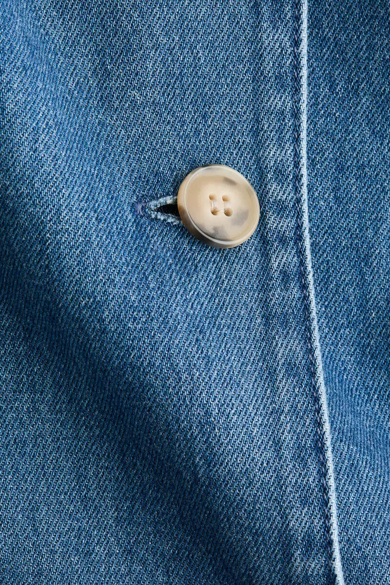 Puff-sleeved twill jacket