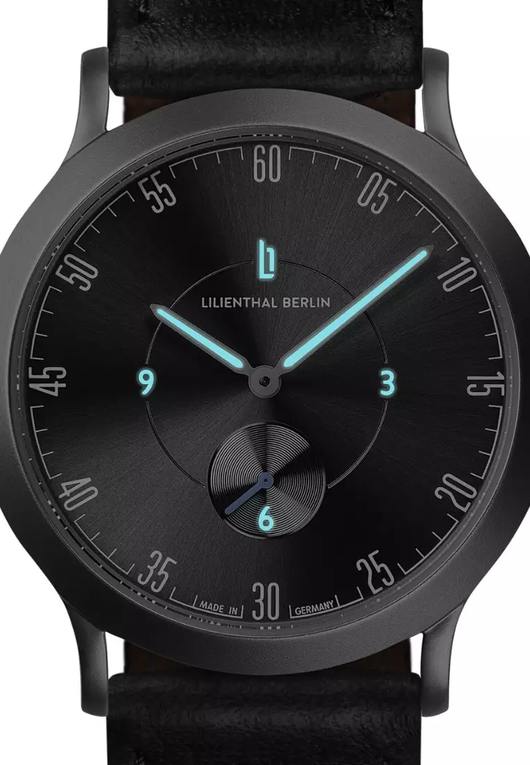 Lilienthal 1 All Silver small - Black Leather Strap