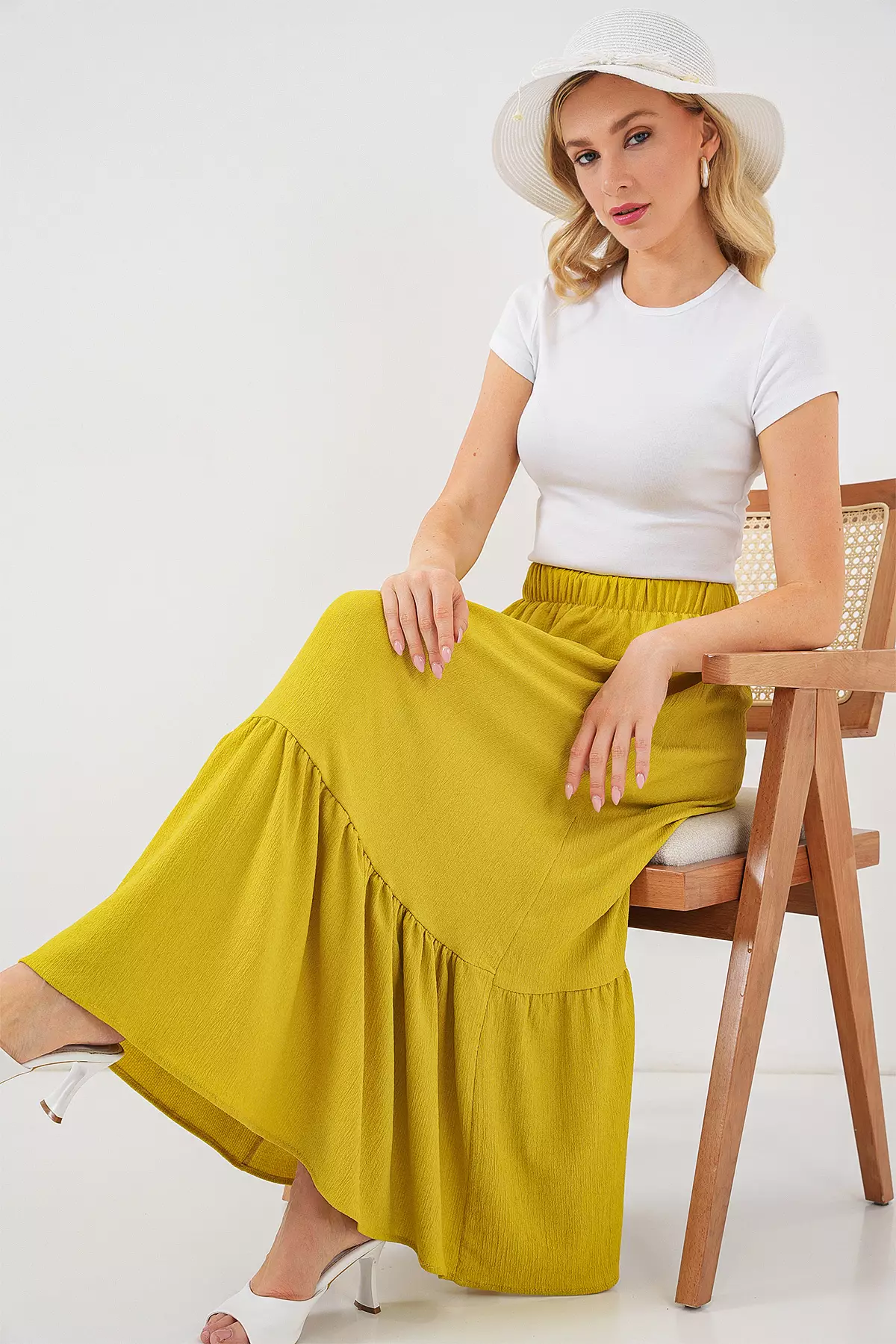 1886 Long Knitted Skirt - Mustard