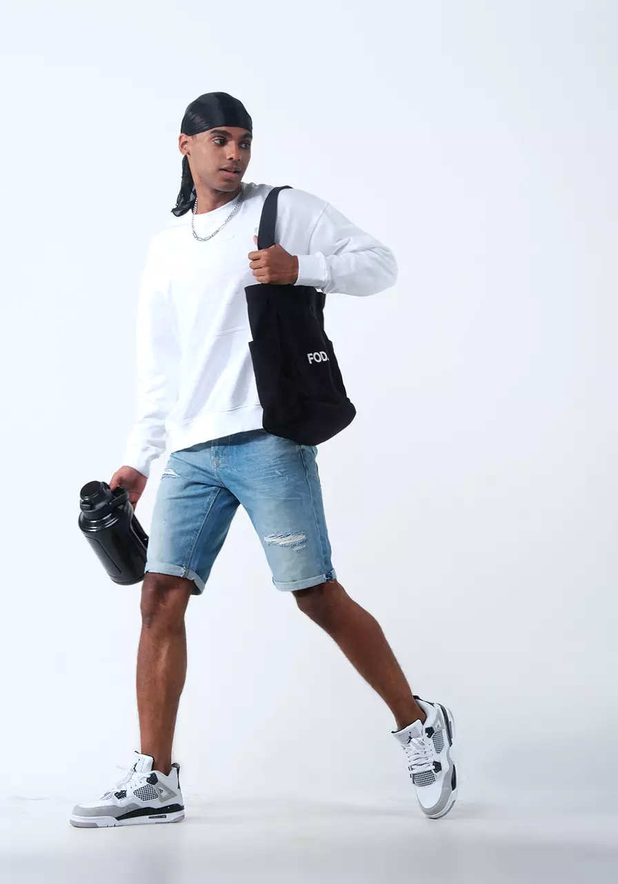 Sweater Pria Crewneck Youth White