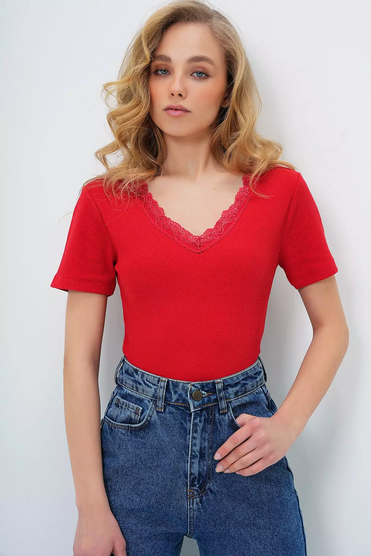Women's Red Front Back V Neck Lace Detail Short Sleeve Blouse