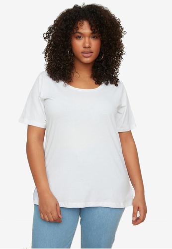 Buy Trendyol Plus Size Basic T-Shirt 2023 Online | ZALORA Singapore