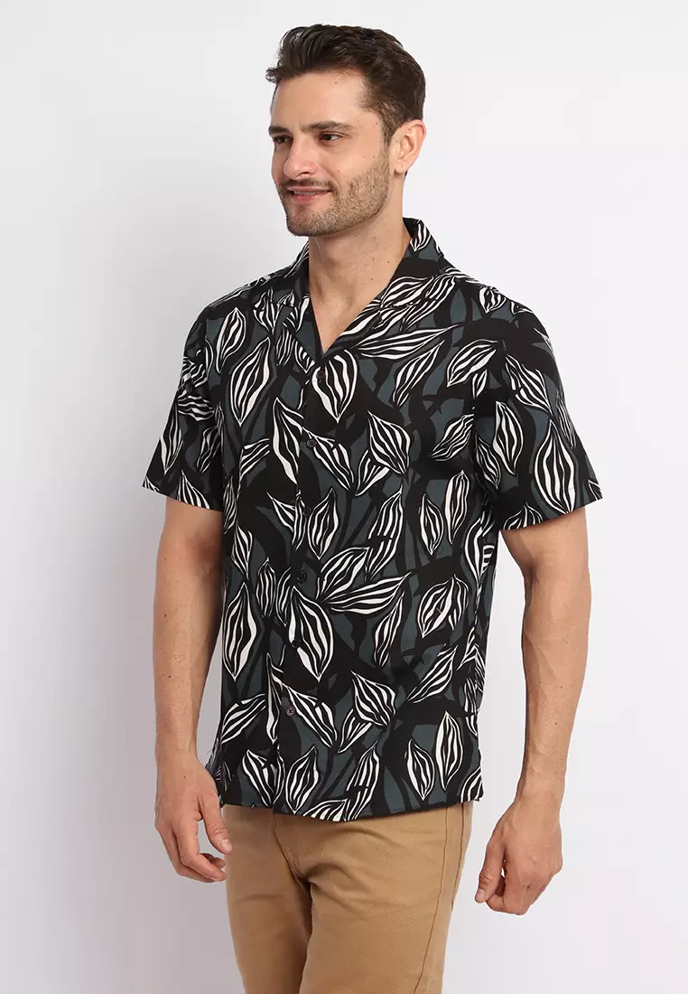 MAGINOT FAIREL BLACK Kemeja Casual Slim Fit Lengan Pendek