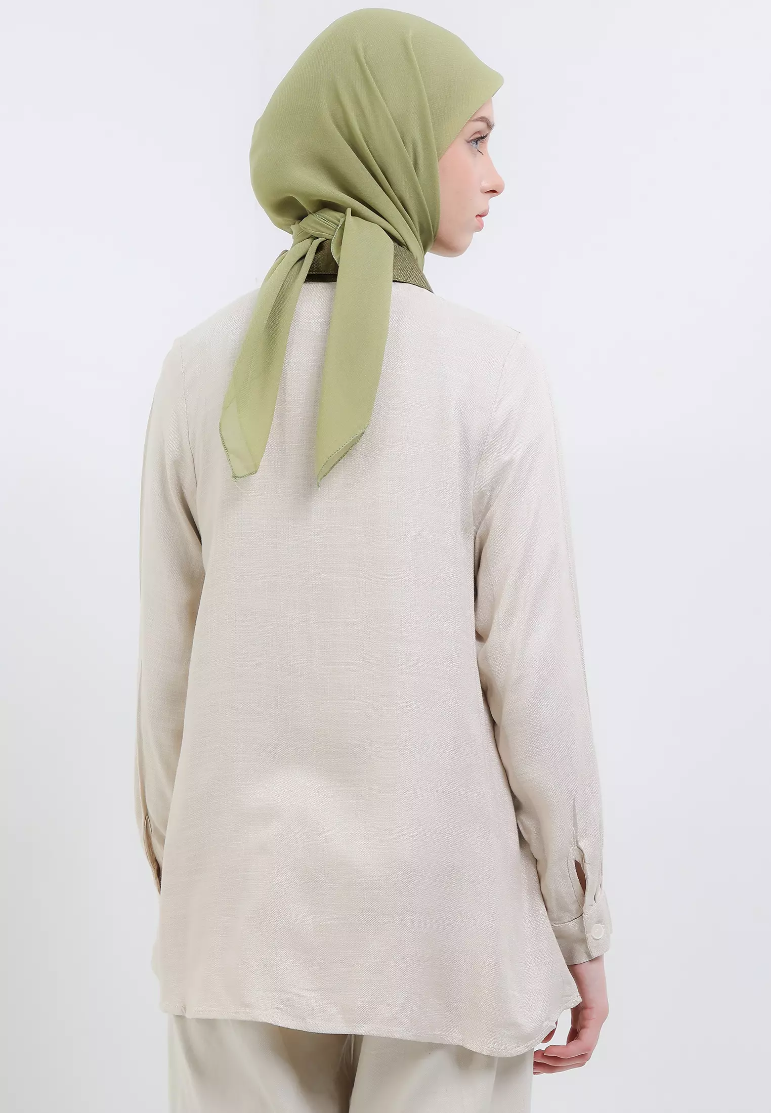 MFMW Orlin Atasan Kemeja Cream