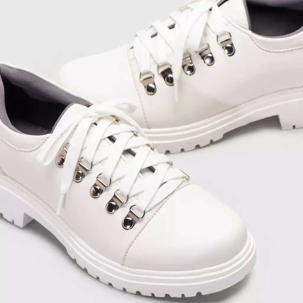 Hwasa Oxford White