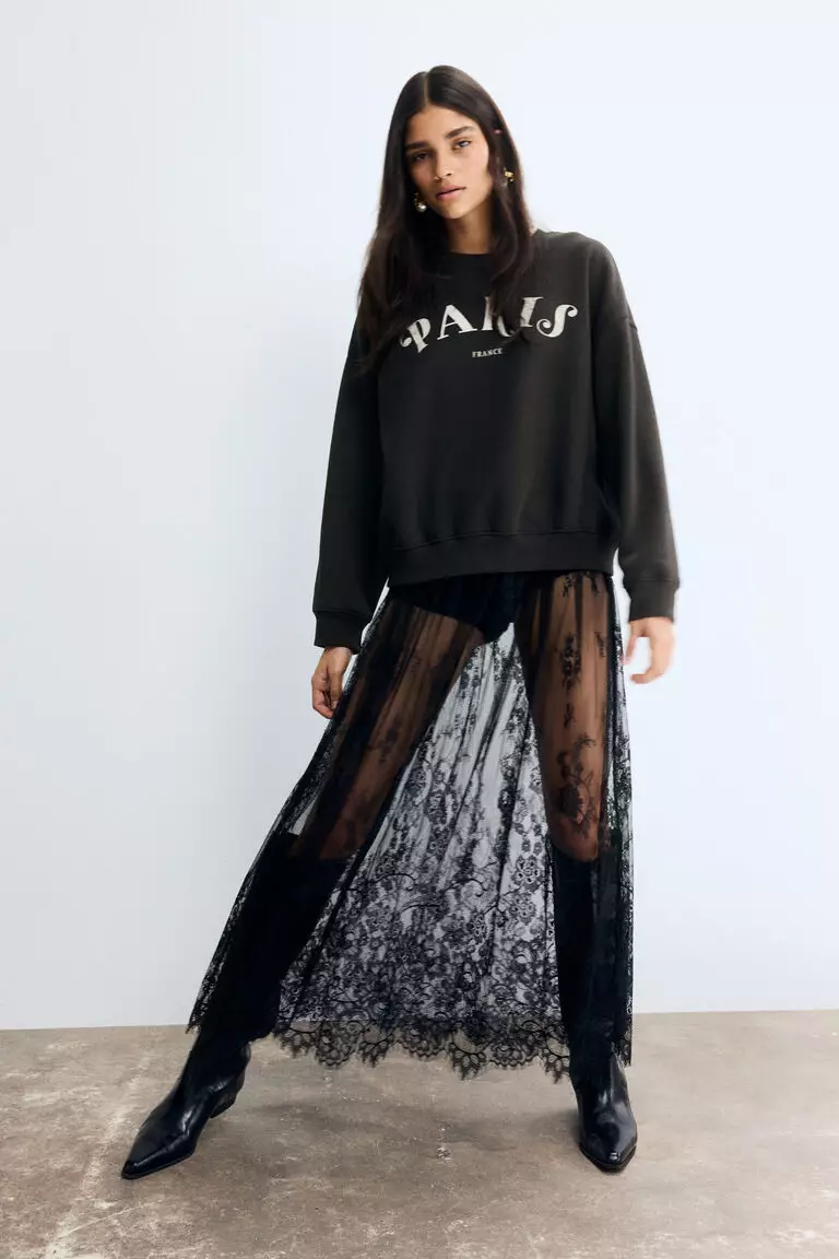Sweatshirt