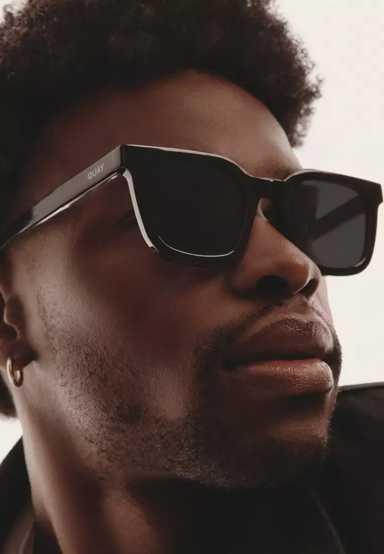 QUAY Game Over Sunglasses - Grey/Navy Polarized