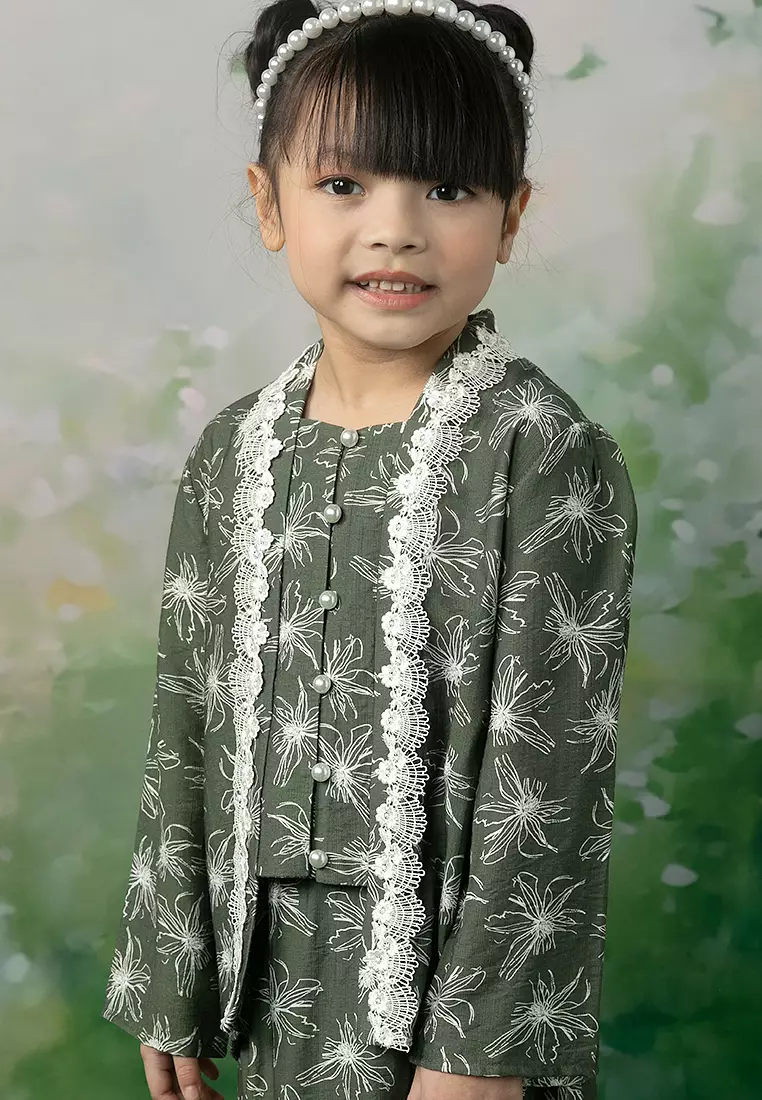 Gades Lubna Kebaya Set