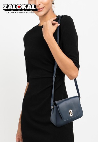 Jual Les Catino Moira Flap Crossbody Original 2023 | ZALORA Indonesia
