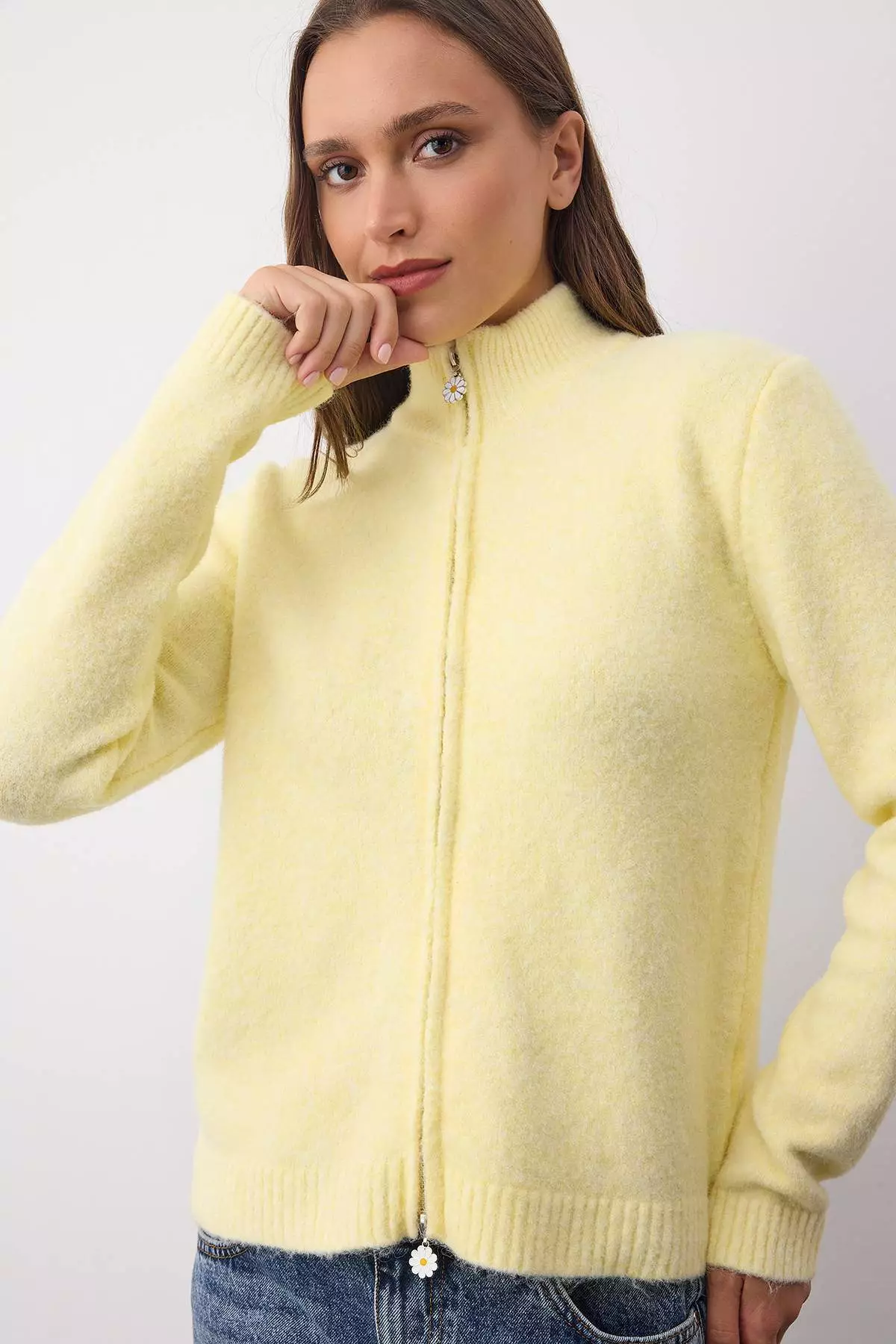 Wardrobe Essentials Yellow Wool Zippered Stand Collar Daisy Knit Cardigan | Twoaw26Hi00090
