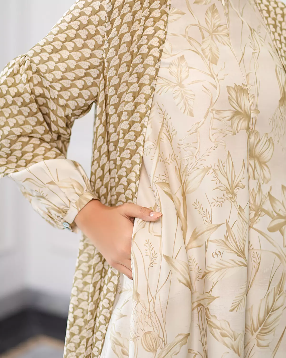 Geulis.id LUNARA SET DRESS - Gold