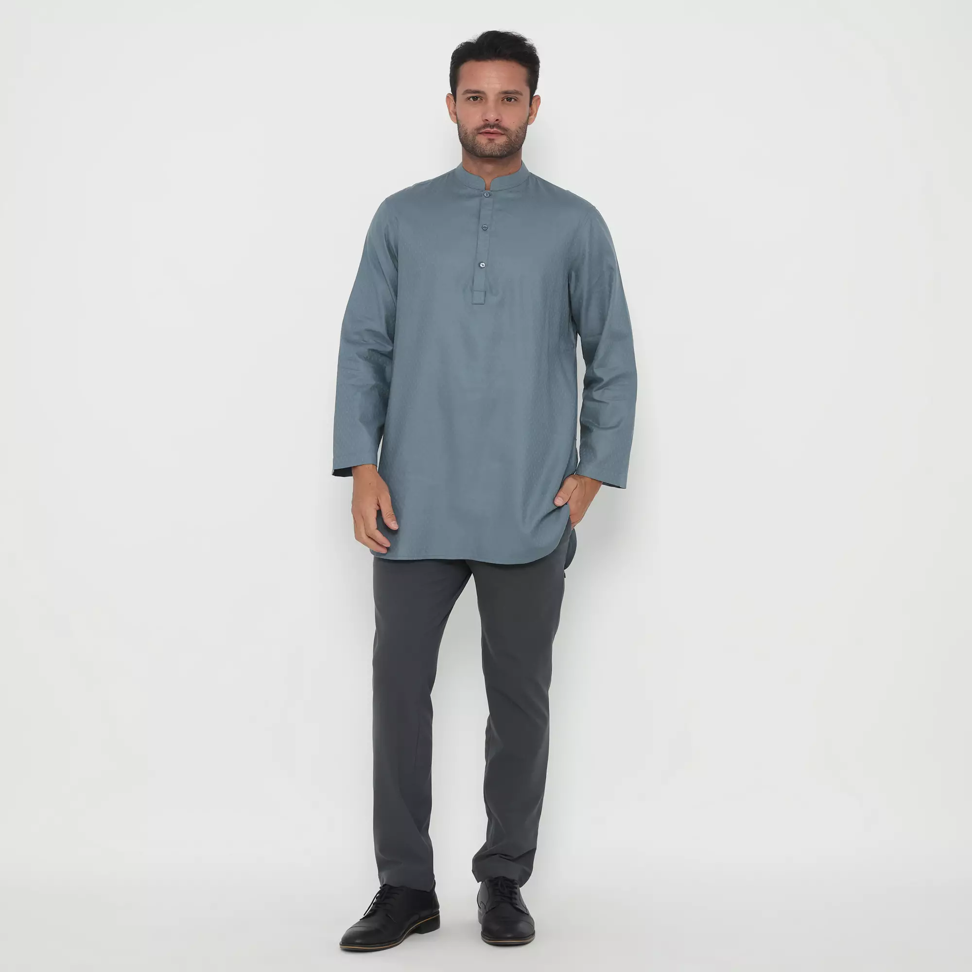Jobb Aziz Baju Koko Pria Lengan Panjang Regular Fit Medium Blue Warna Medium Blue