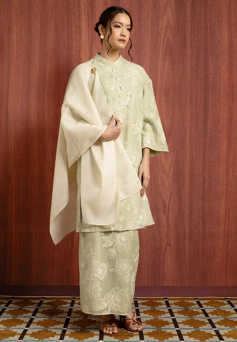 NARITA KURUNG SET WITH SHAWL