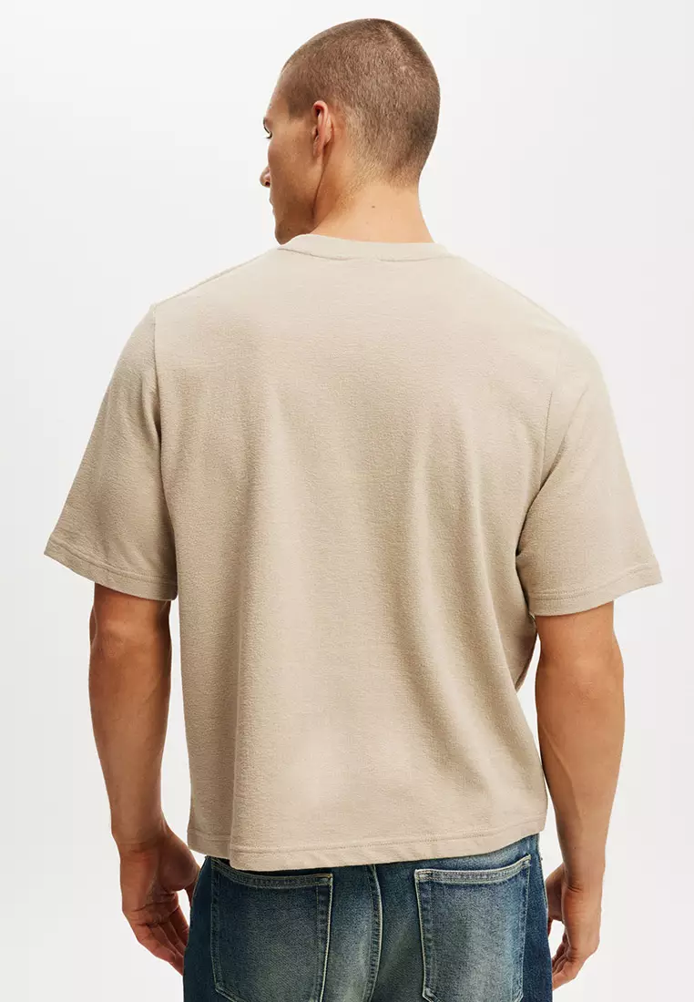 Cropped Fit T-Shirt