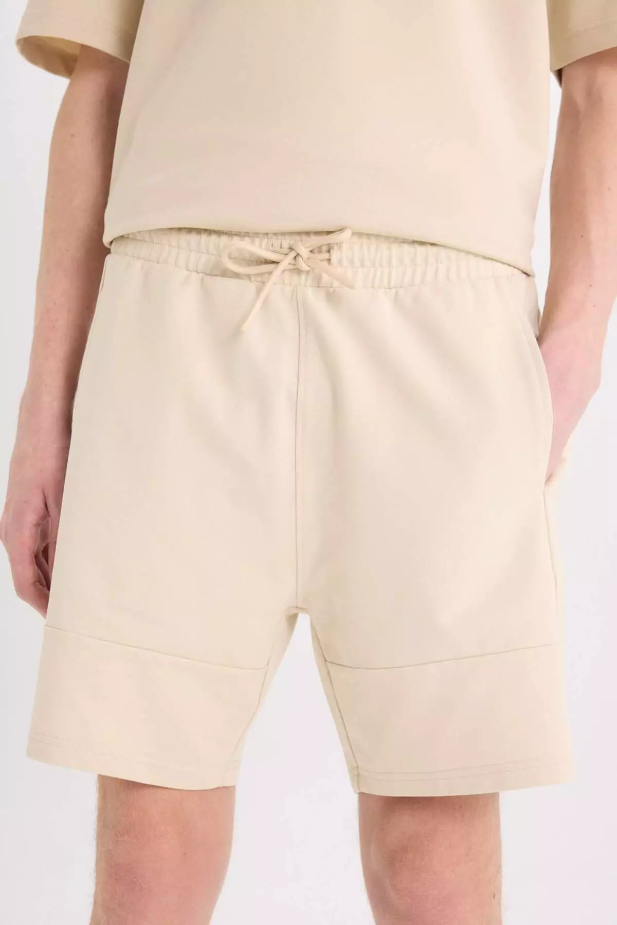 Slim Fit Slim Fit Skinny Leg Basic Straight Shorts B8674Ax25Sp
