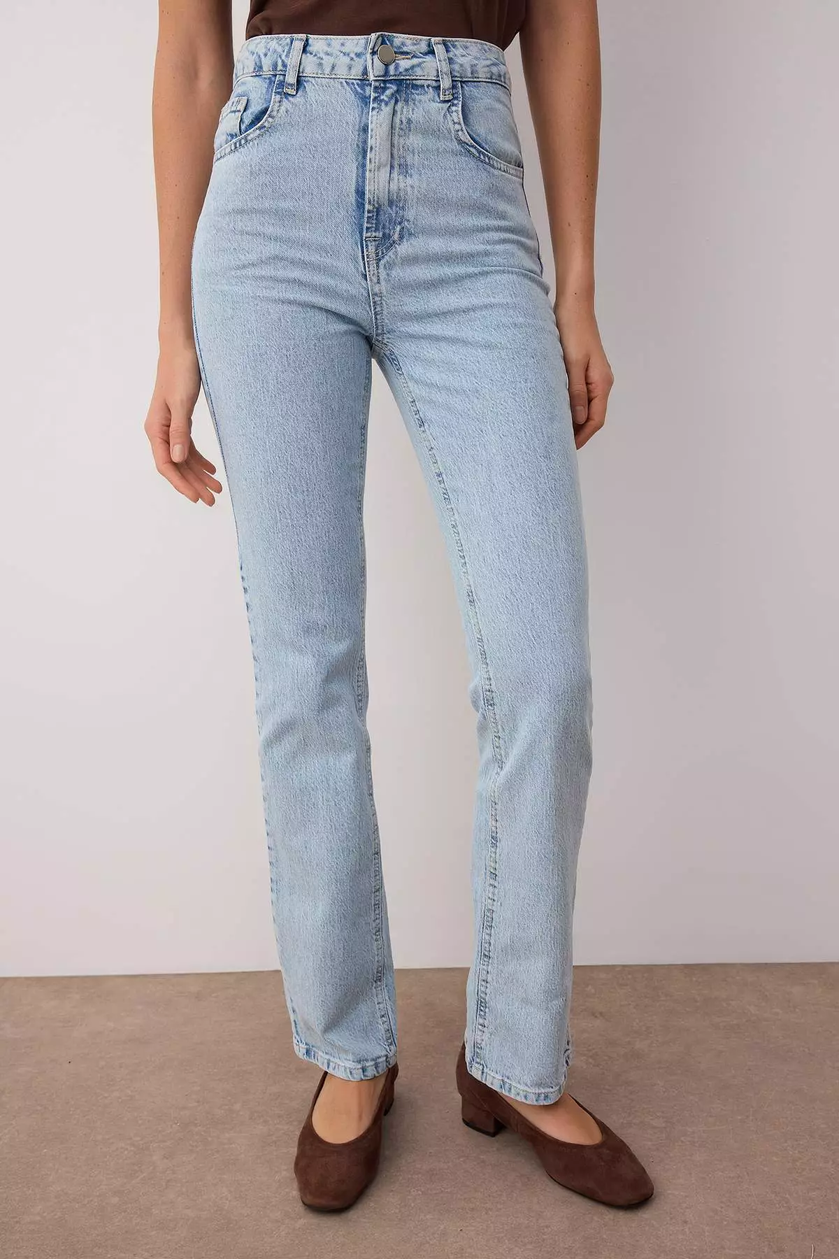 High Waist Straight Cut Comfort Jeans