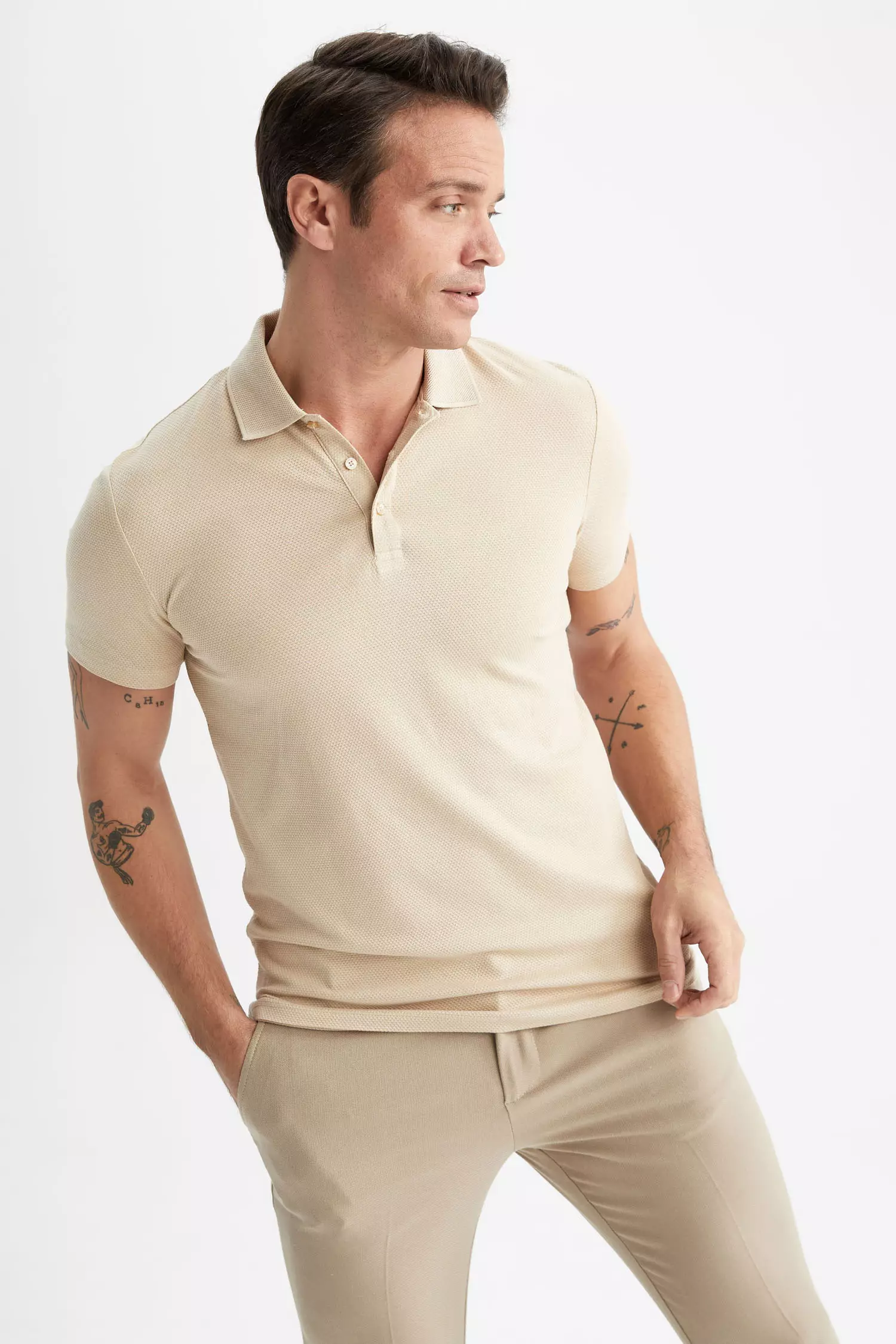 Buy DeFacto Slim Fit Short Sleeve Polo T-Shirt 2024 Online
