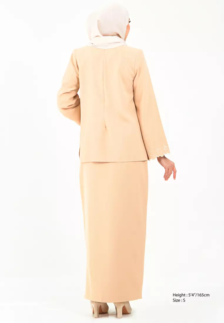 Gene Martino - Hasmita Kurung Modern