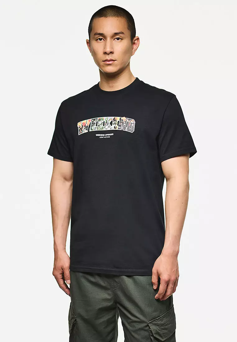 MENS BLACK SATURDAY GRAPHIC TEE