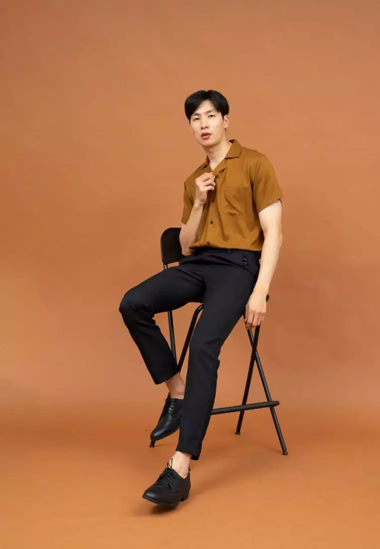 Kemeja bowling shirt pria lengan pendek mustard houseofcuff