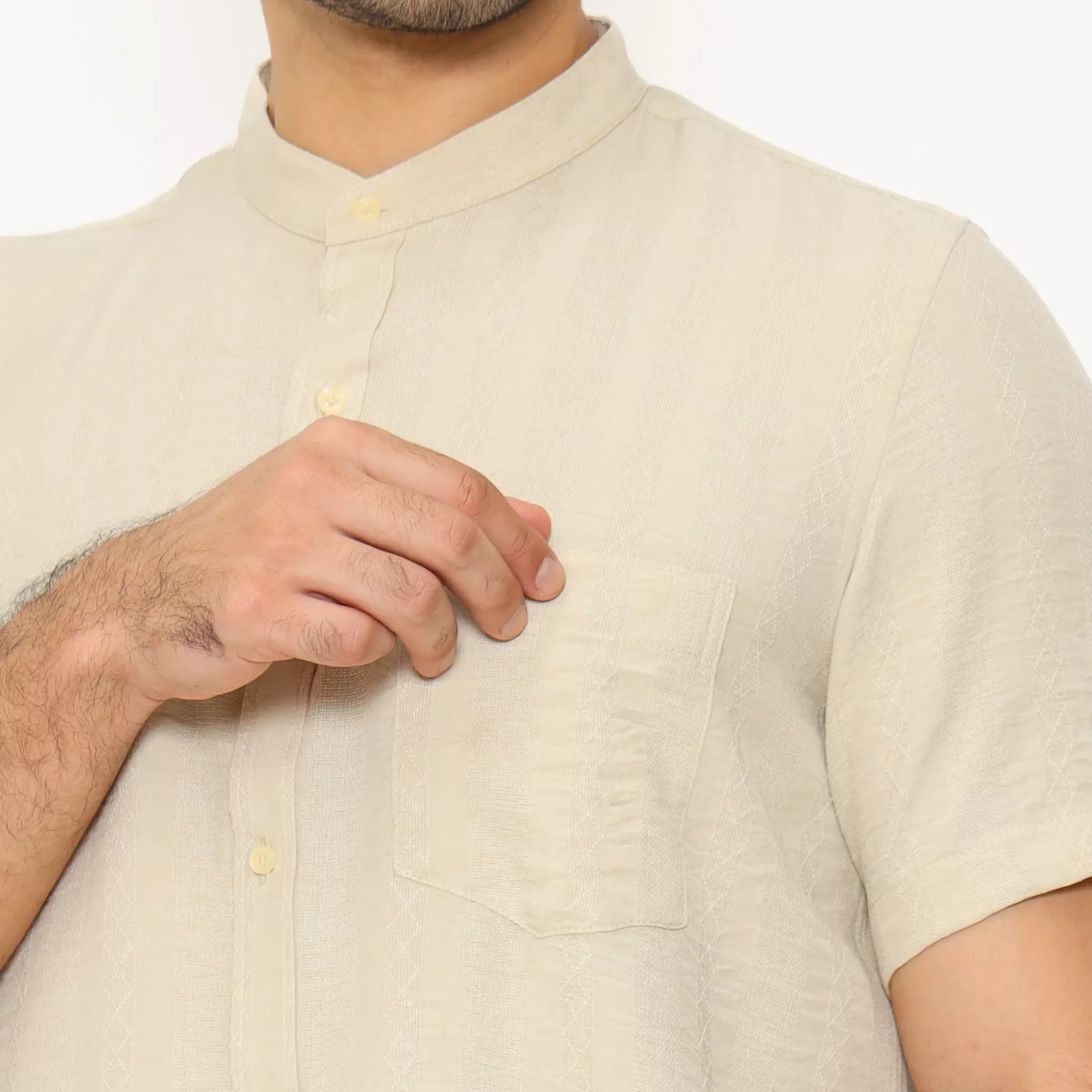 LAWELL DAFFA-S Baju Koko Pria Lengan Pendek Regular Fit Kerah Mandarin Polyester Premium Warna Cream