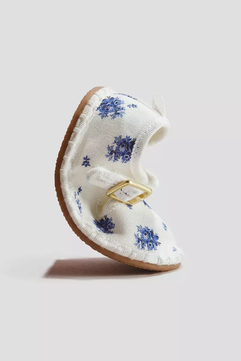 Floral-print canvas ballet flats