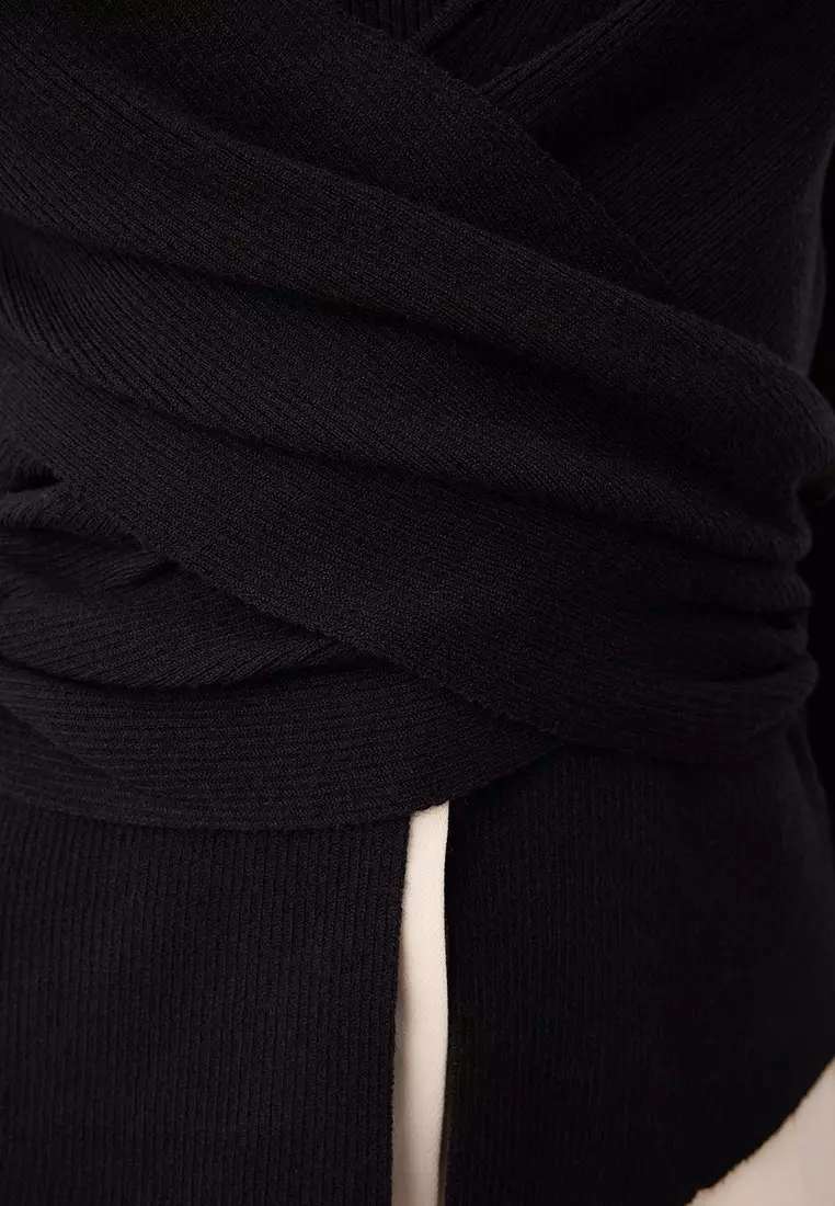Black Premium Yarn/Special Yarn Fitted/Skin Fitting Top Drape Knitwear Sweater