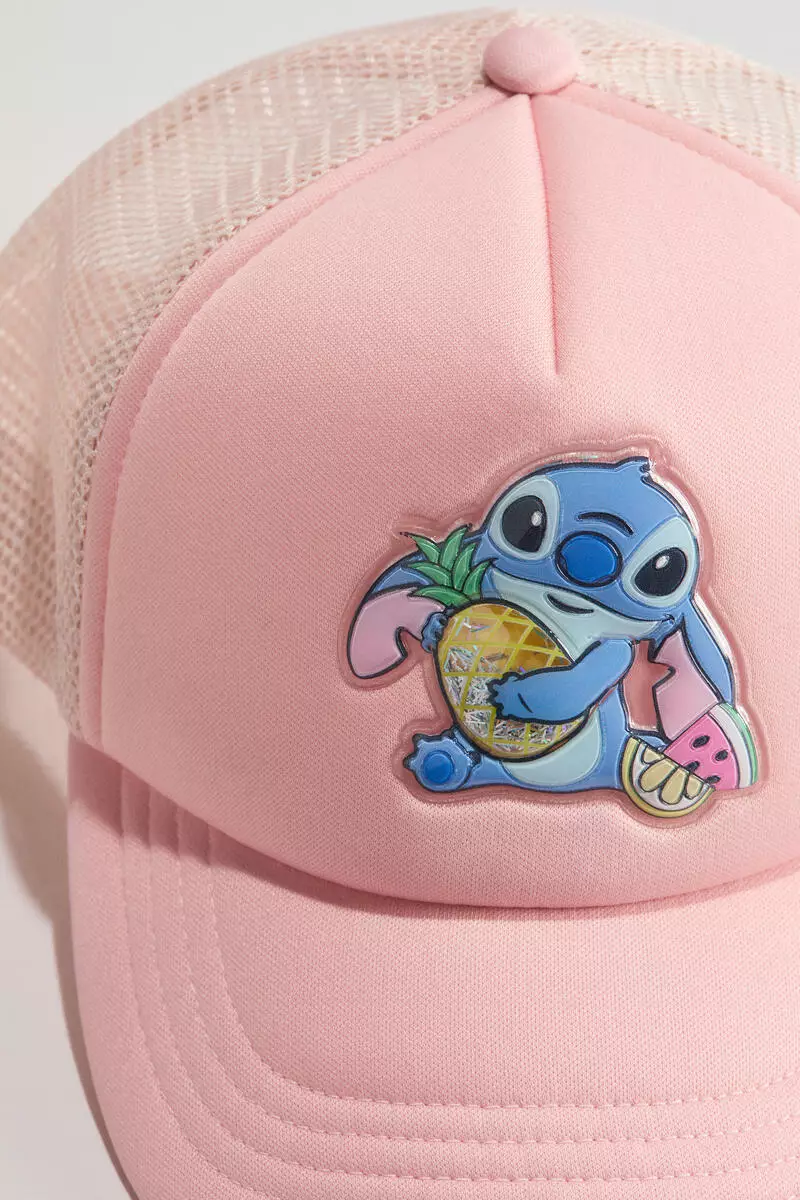 Printed trucker cap