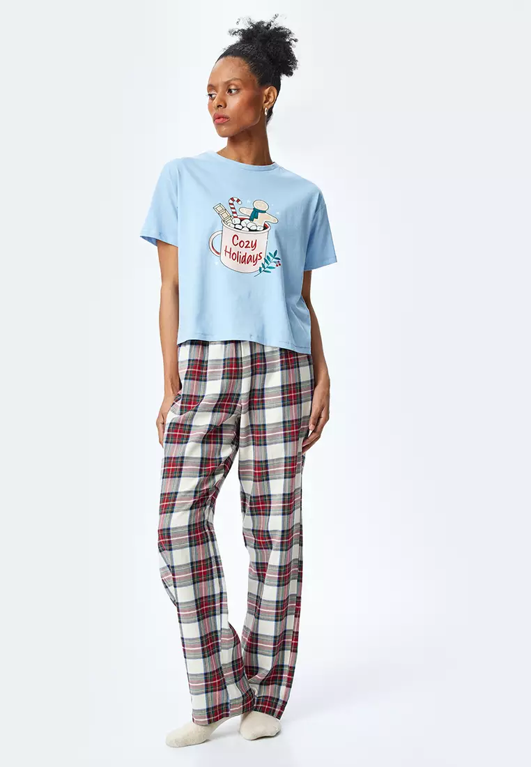 New Year'S Themed Printed Short Sleeve Pajama Top