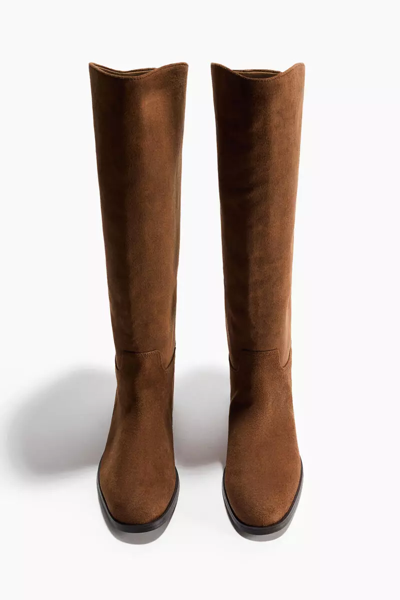 Strap-detail boots