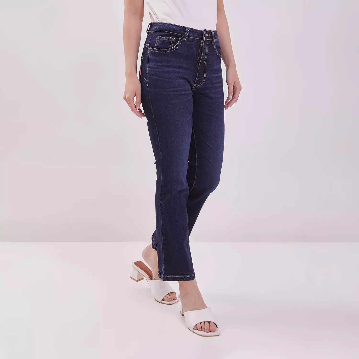 DUST Celana Kick Out Crop Jeans Amerta Navy Comfease (D.31309)