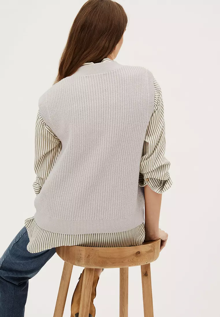 Cotton Rich Textured V-Neck Knitted Vest