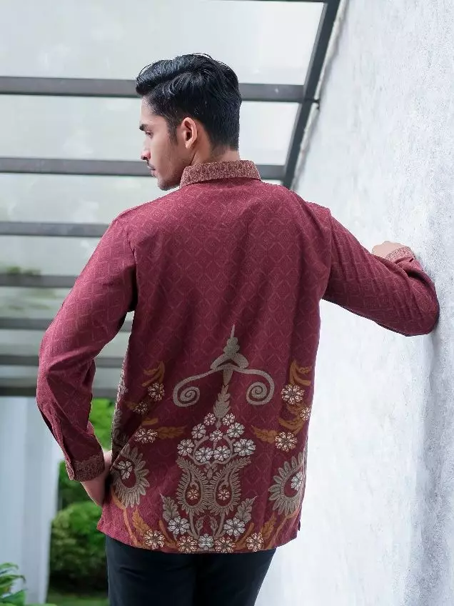 Maglia Maroon Kemeja Pria  Panjang Regular Fit Furing