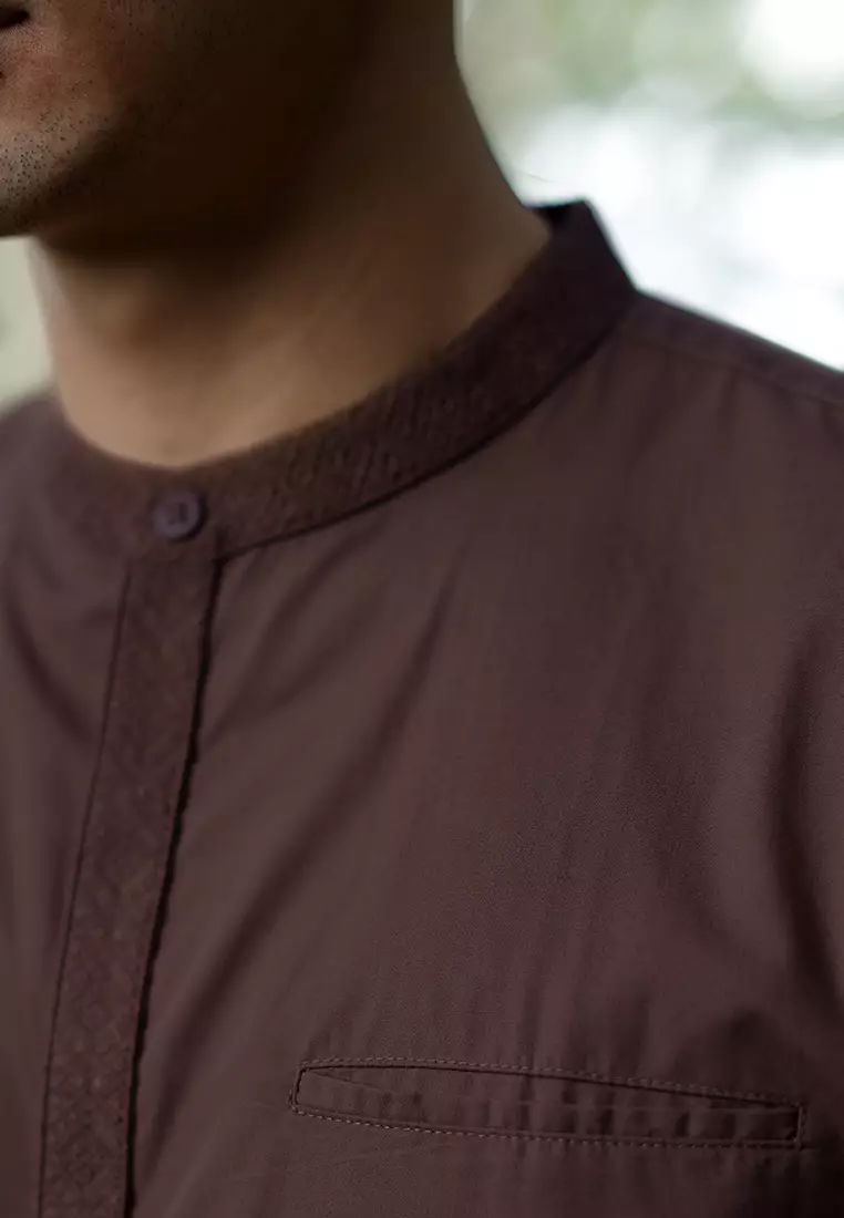 OXCON Kemeja Tangan Panjang koko bordir embrodiery collarless shirt Chesnut